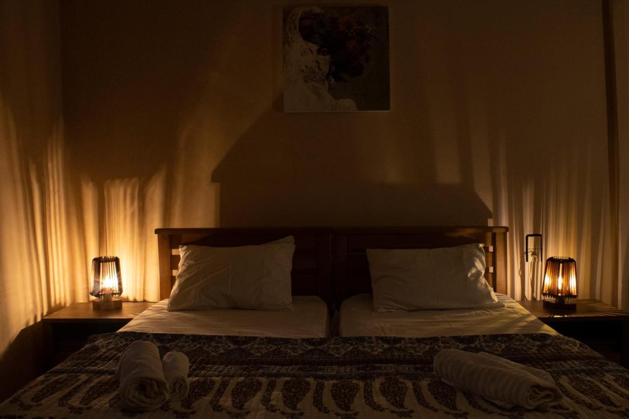 Nino'S Guest House Tbilisi Buitenkant foto